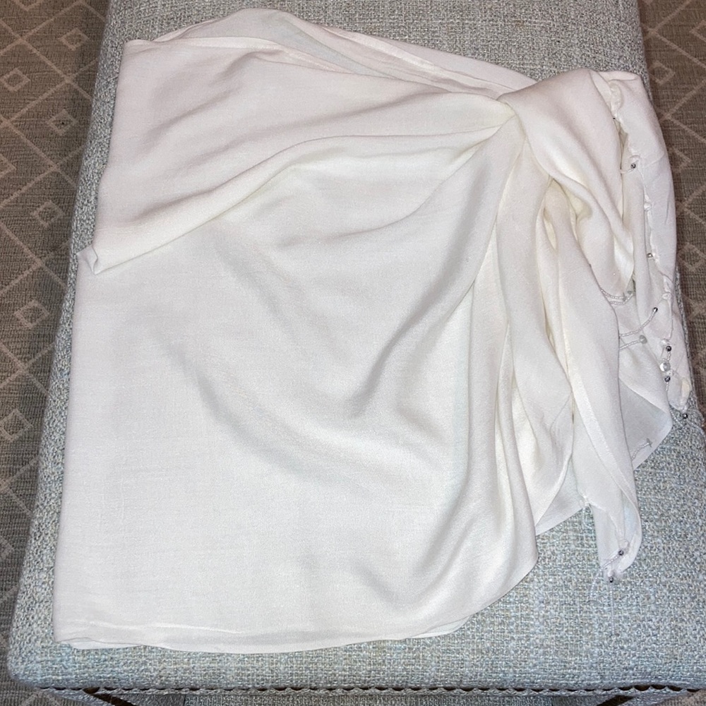 Elegant White Women's Swim Sarong Cover-Up with Side Tie